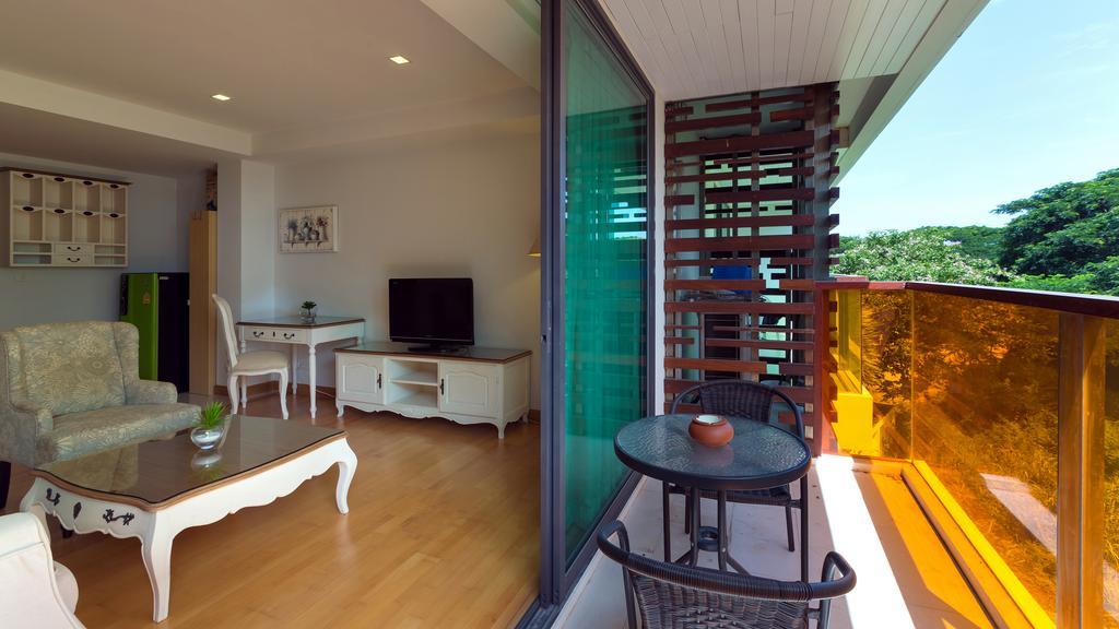 Rocco Hua Hin Beach Seaview Exterior photo